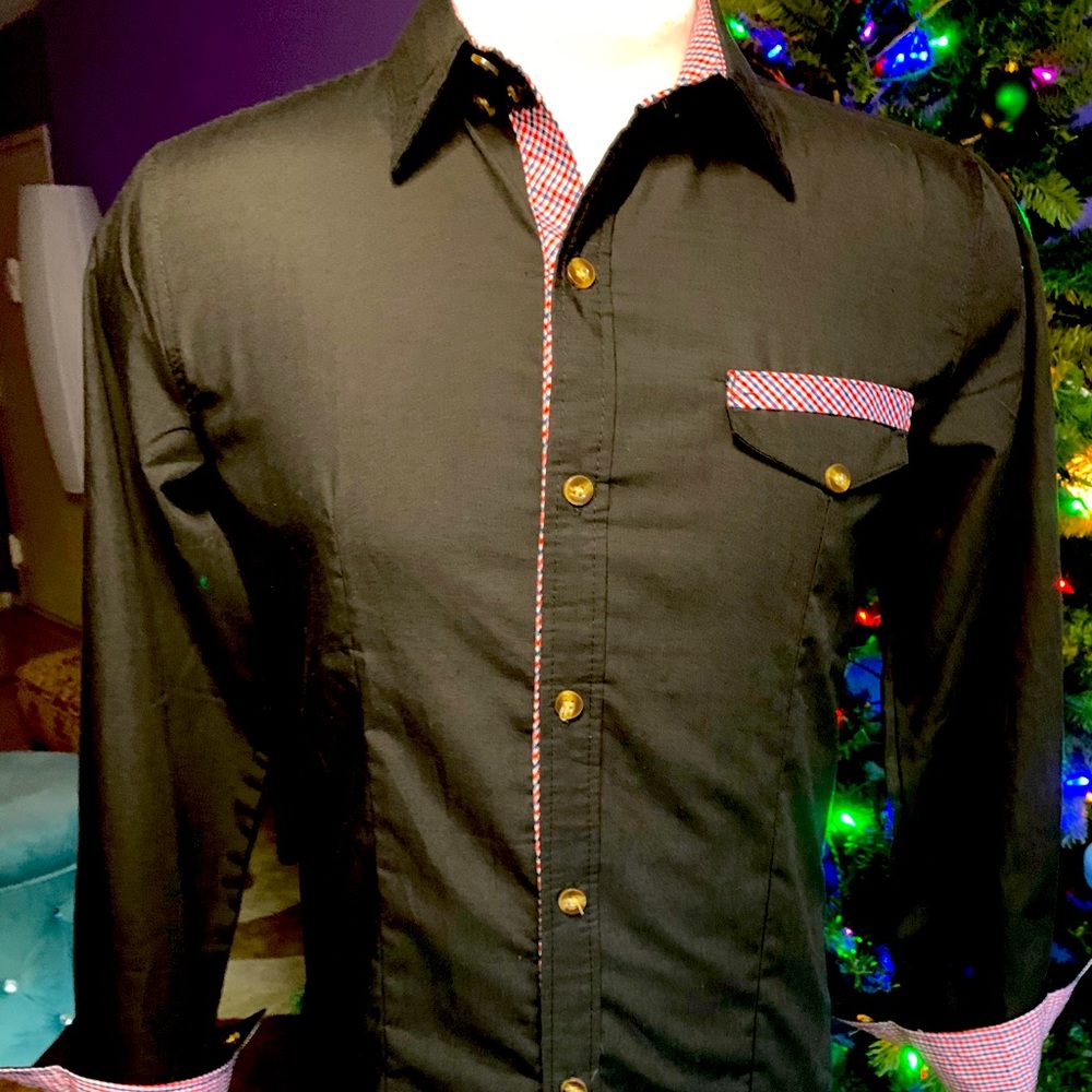 Black tailored shirt